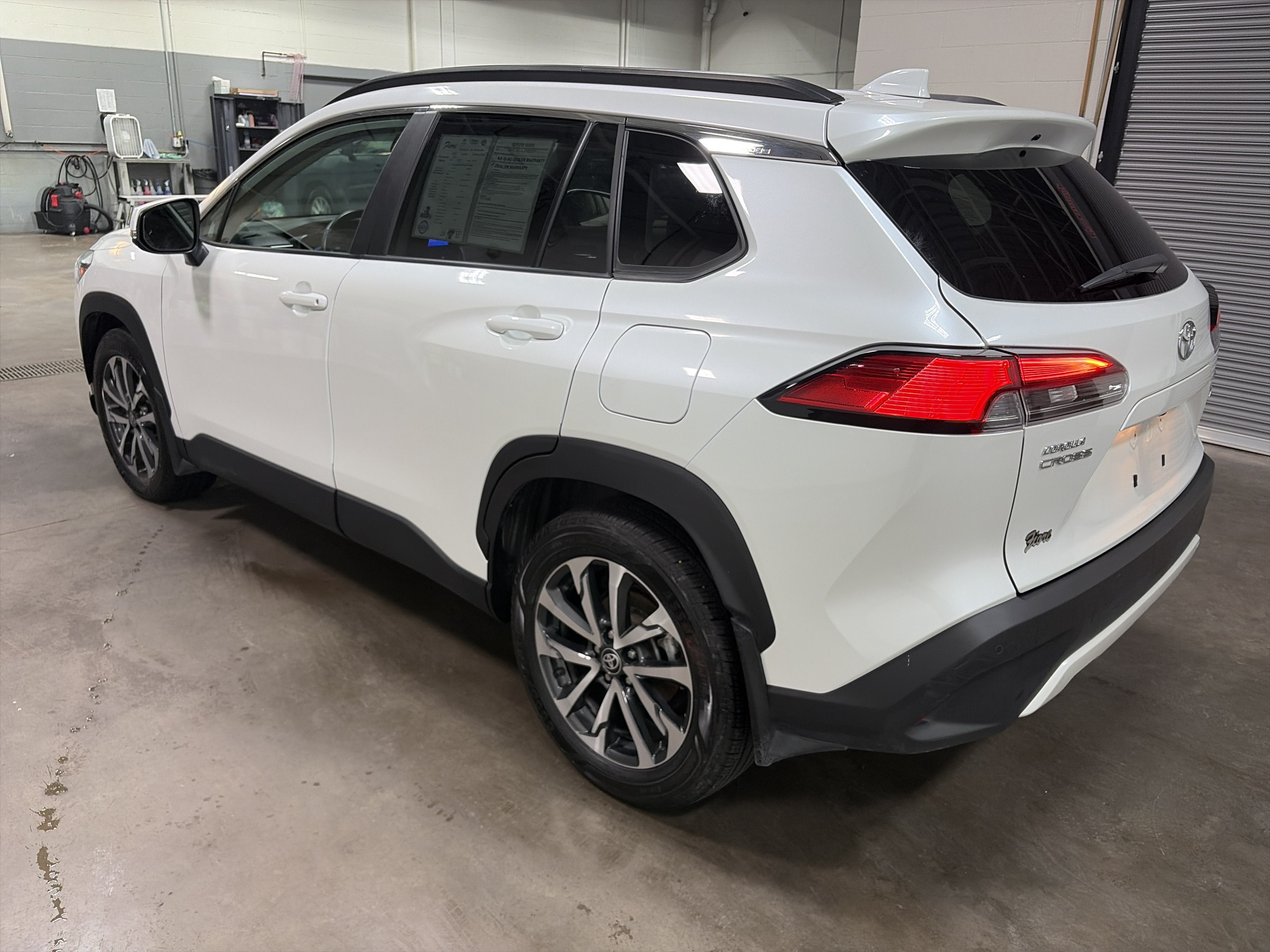 2023 Toyota Corolla Cross XLE