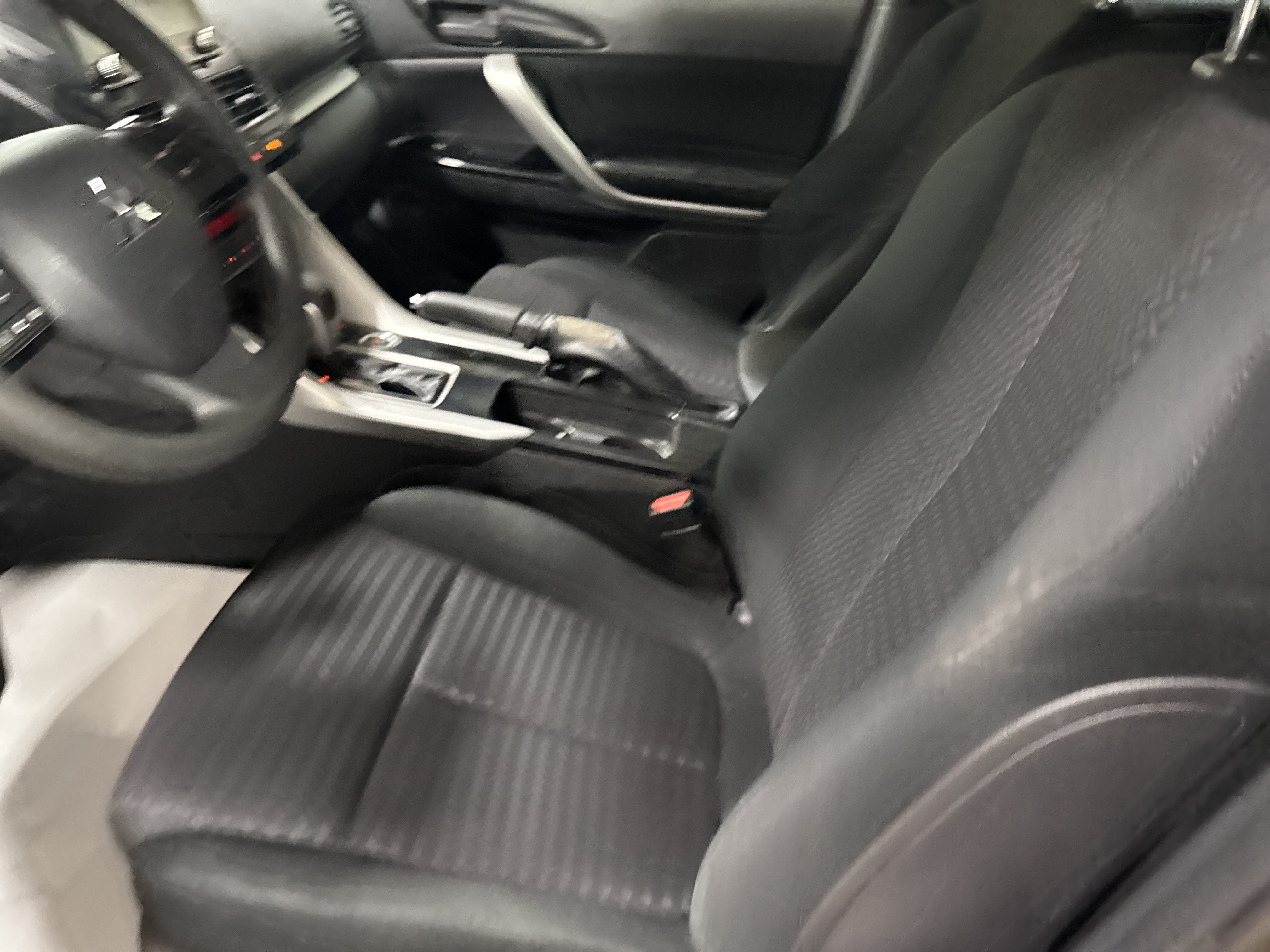 2022 Mitsubishi Eclipse Cross LE