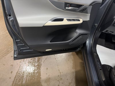 2024 Toyota Venza XLE