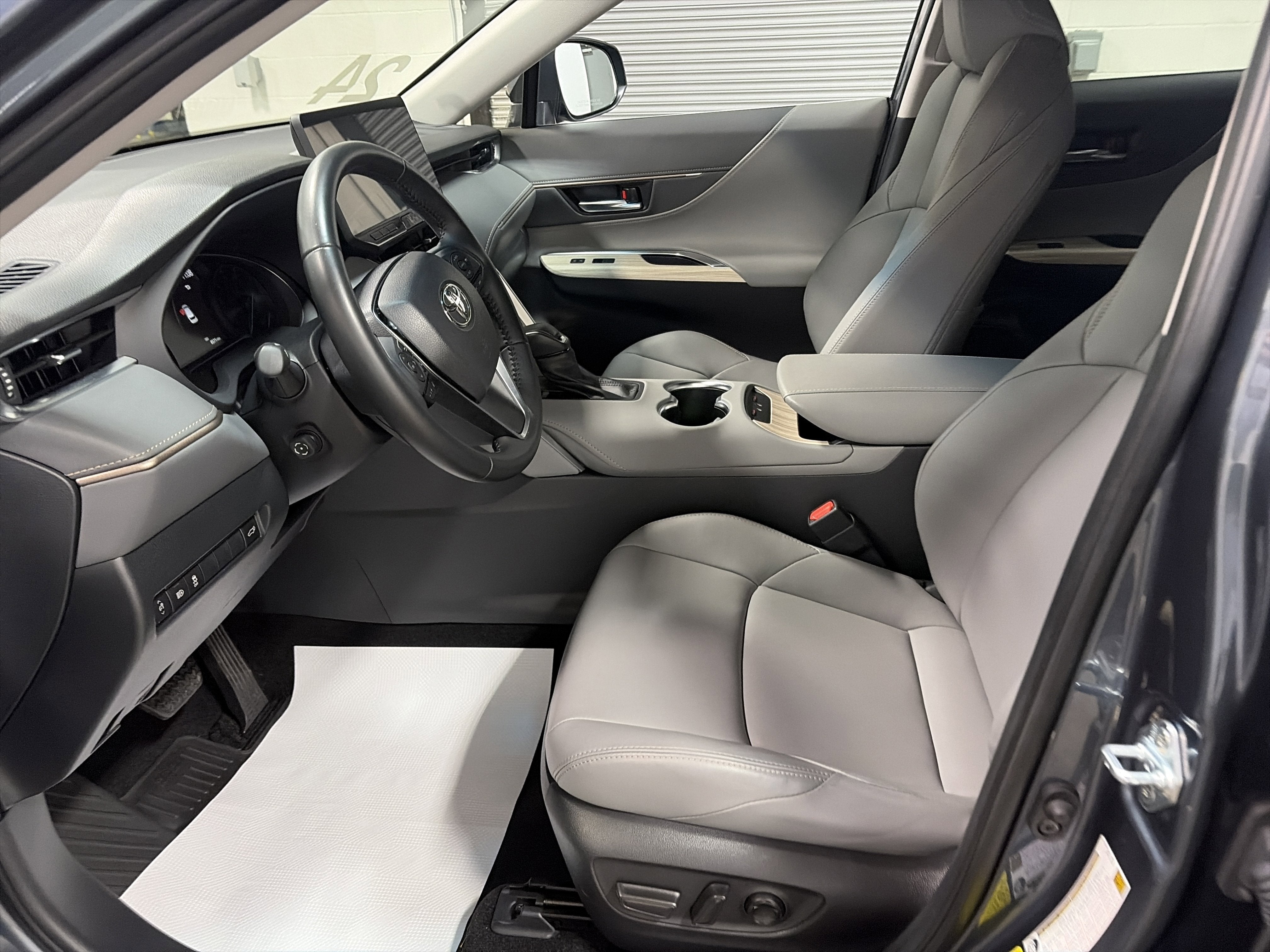 2024 Toyota Venza XLE