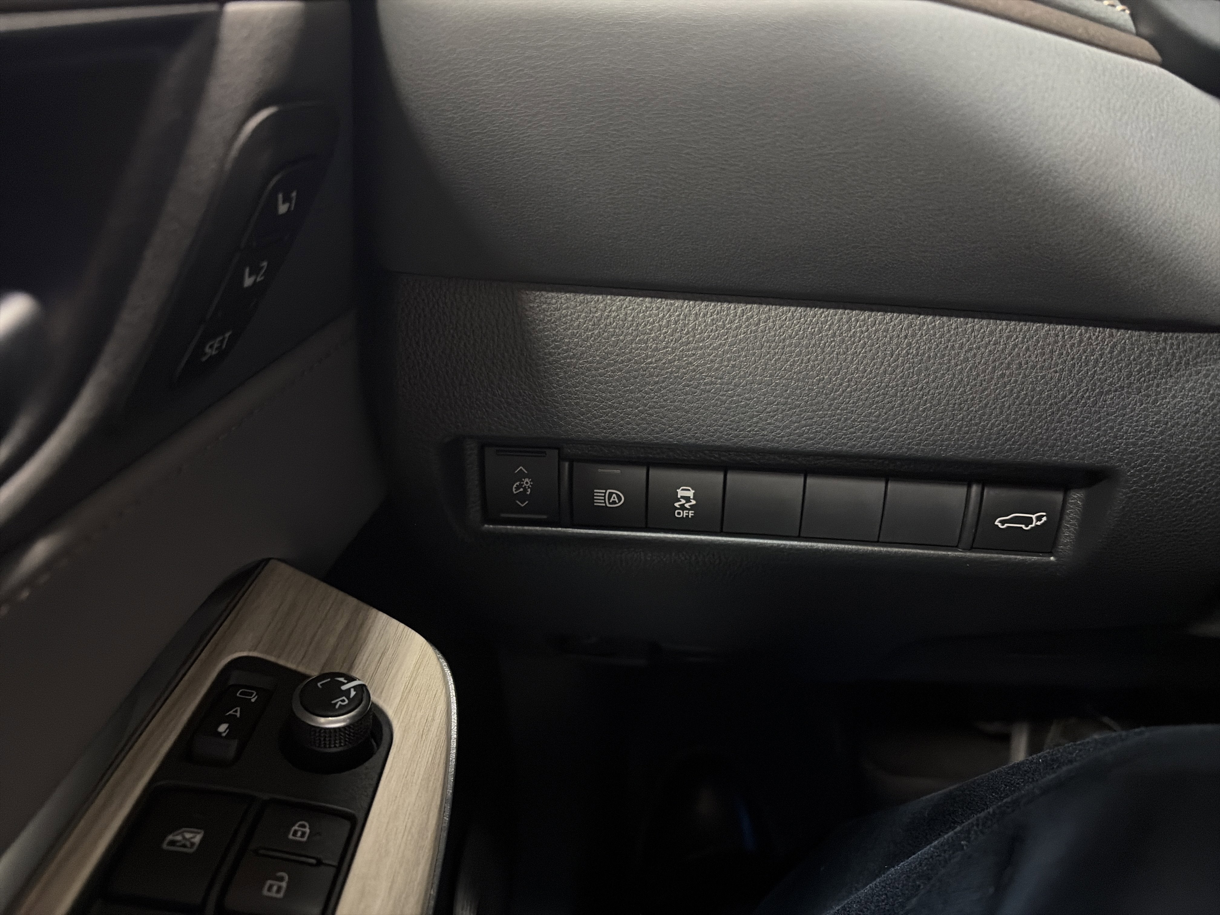 2024 Toyota Venza XLE