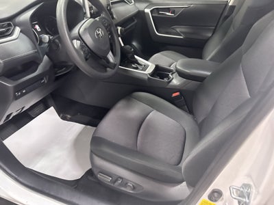 2019 Toyota RAV4 Hybrid XLE