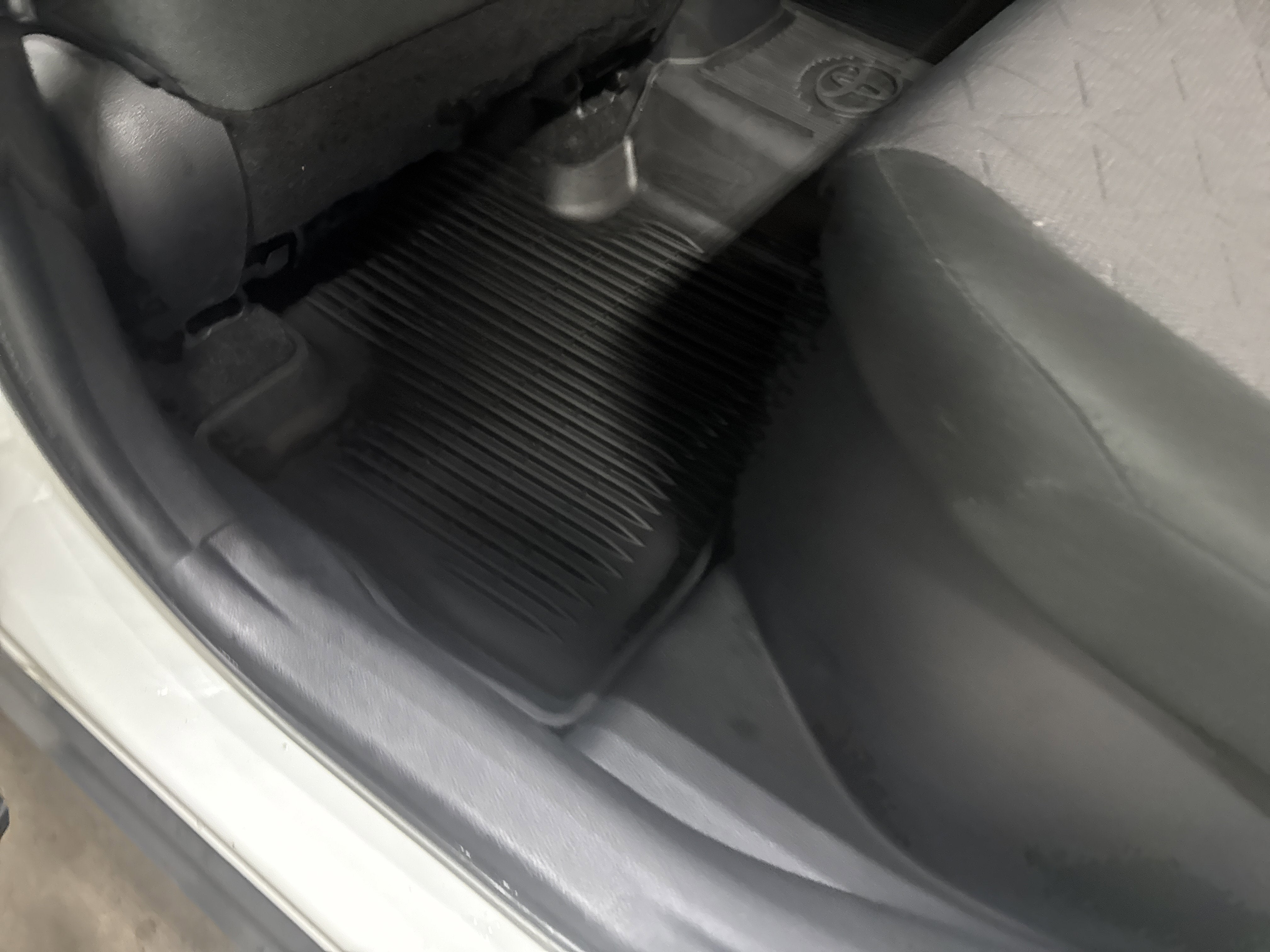 2019 Toyota RAV4 Hybrid XLE