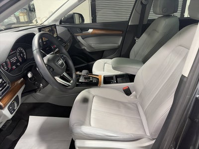 2022 Audi Q5 S line Premium Plus
