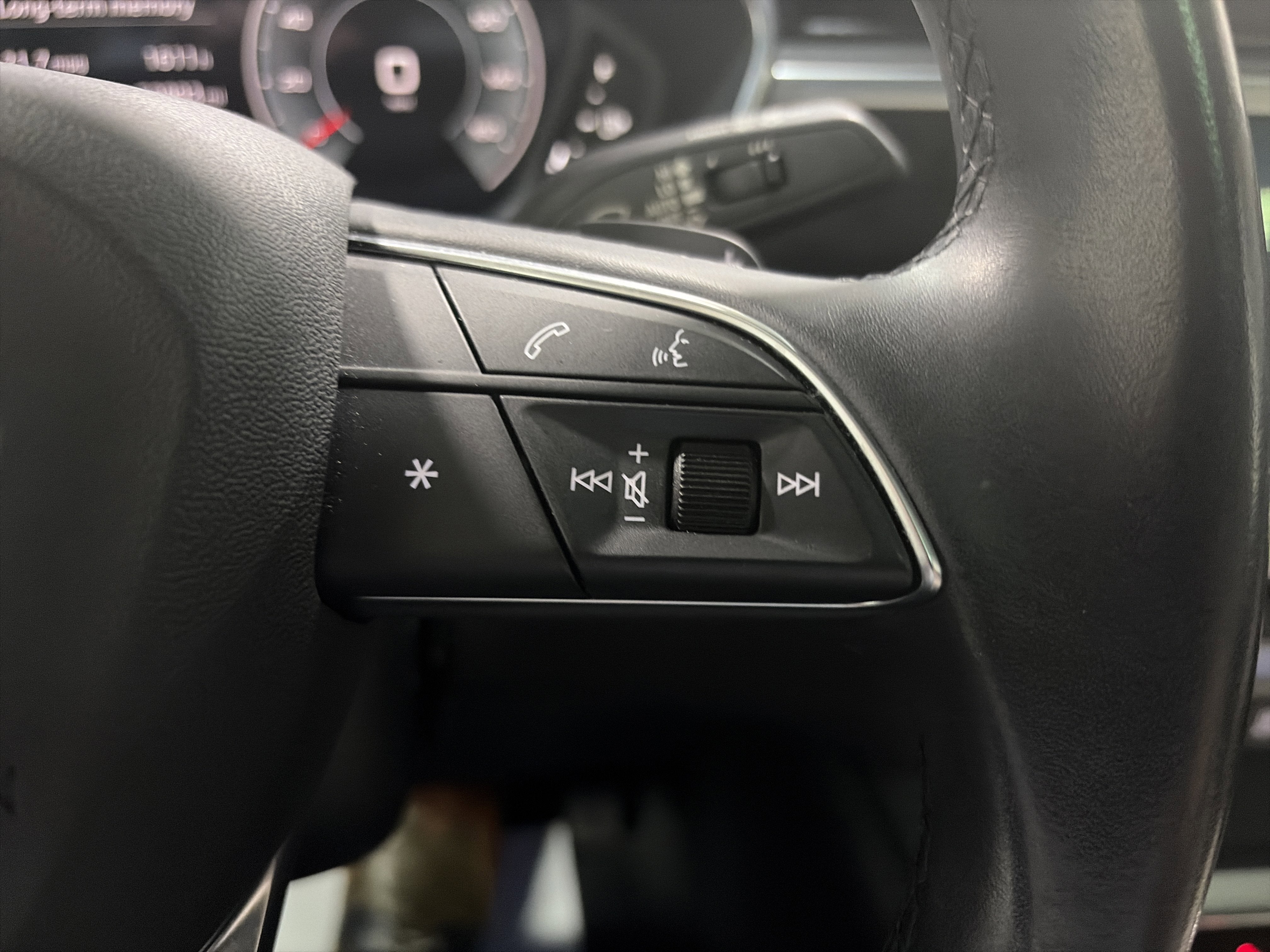 2023 Audi Q3 S line Premium Plus
