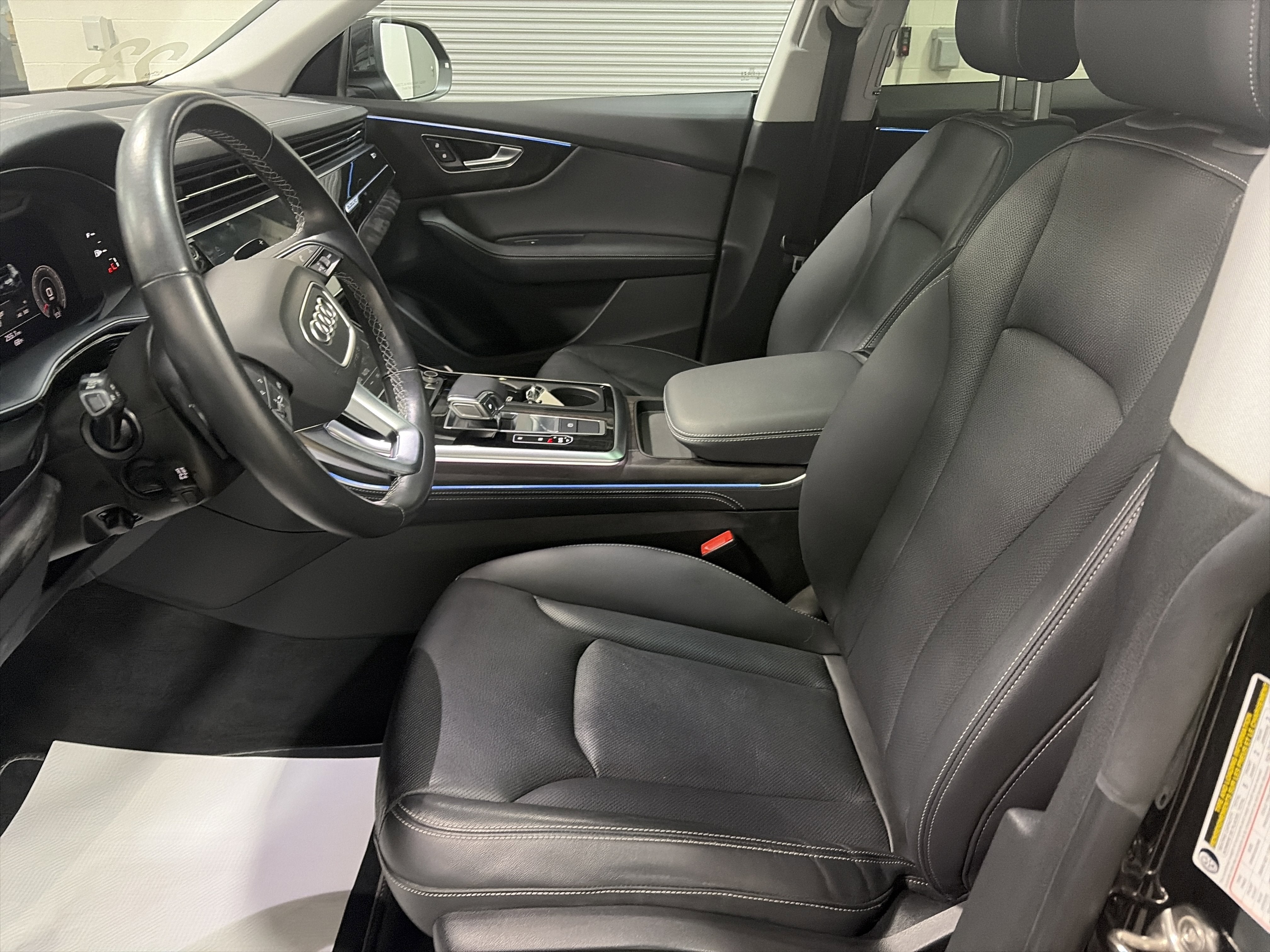2023 Audi Q8 Premium Plus