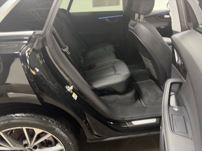 2023 Audi Q8 Premium Plus