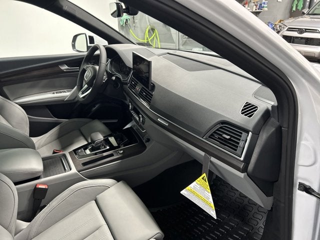 2024 Audi Q5 S line Prestige