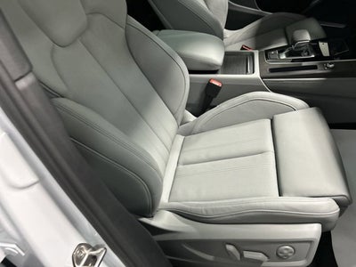 2024 Audi Q5 S line Prestige