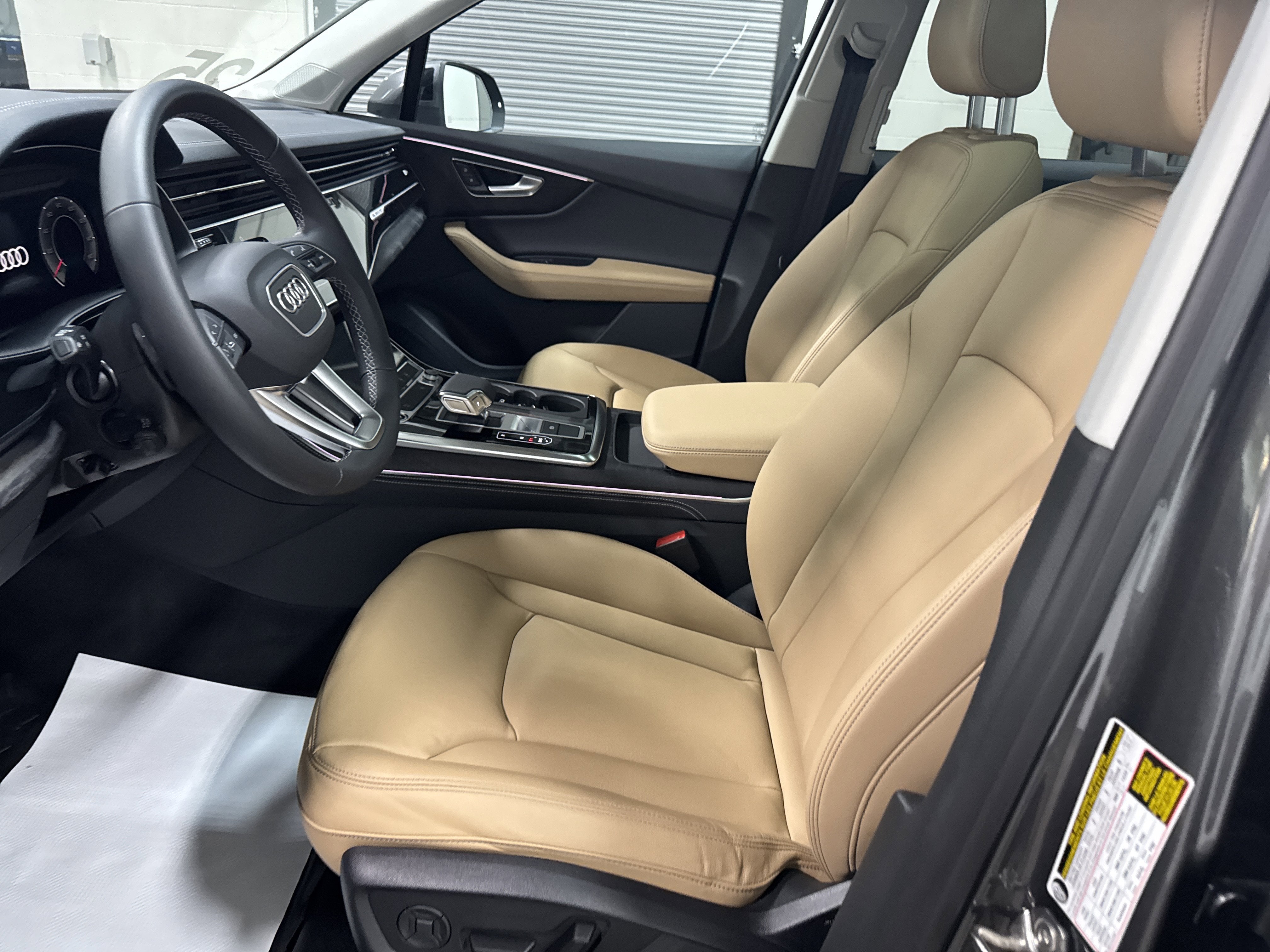 2025 Audi Q7 Premium Plus