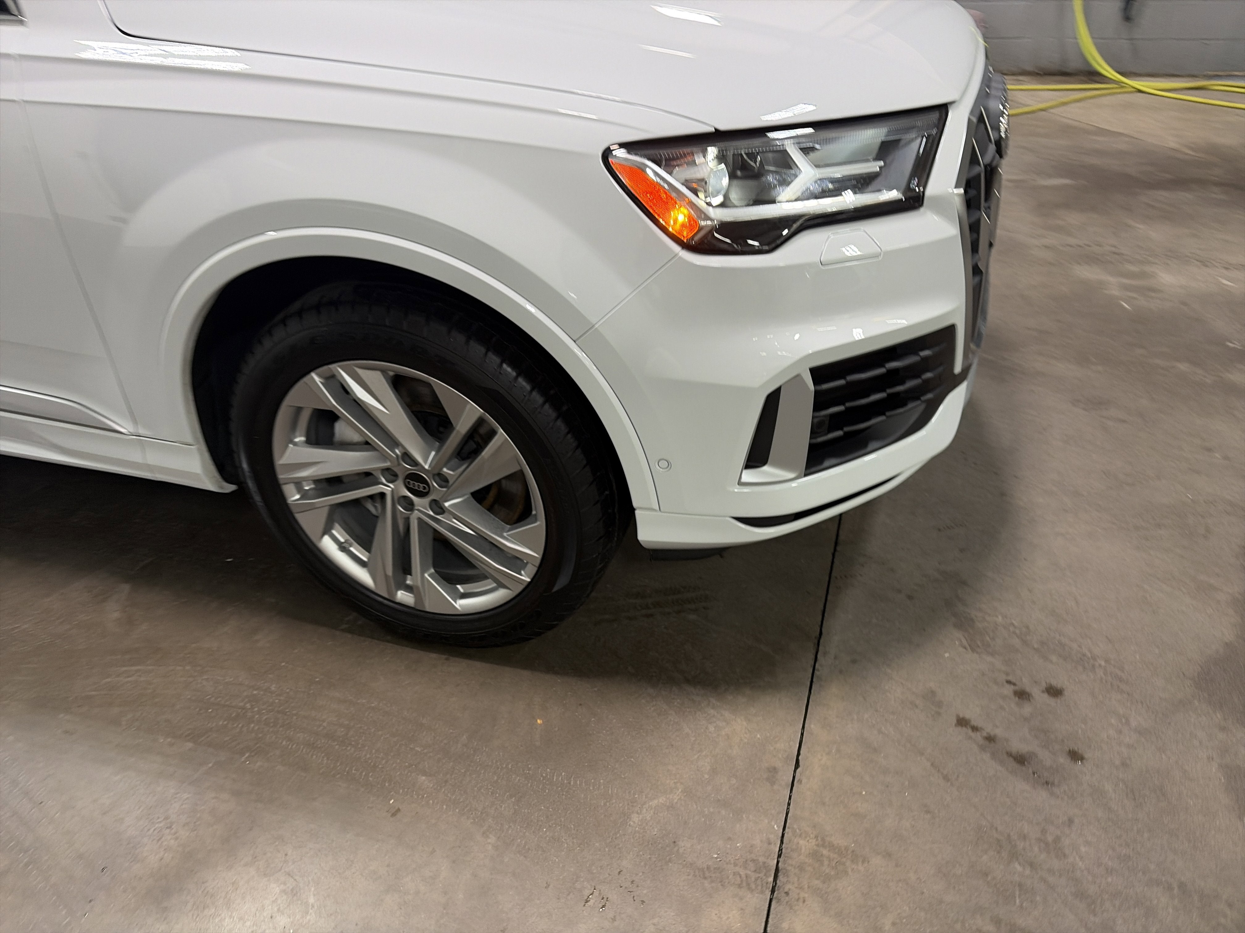 2023 Audi Q7 Premium Plus