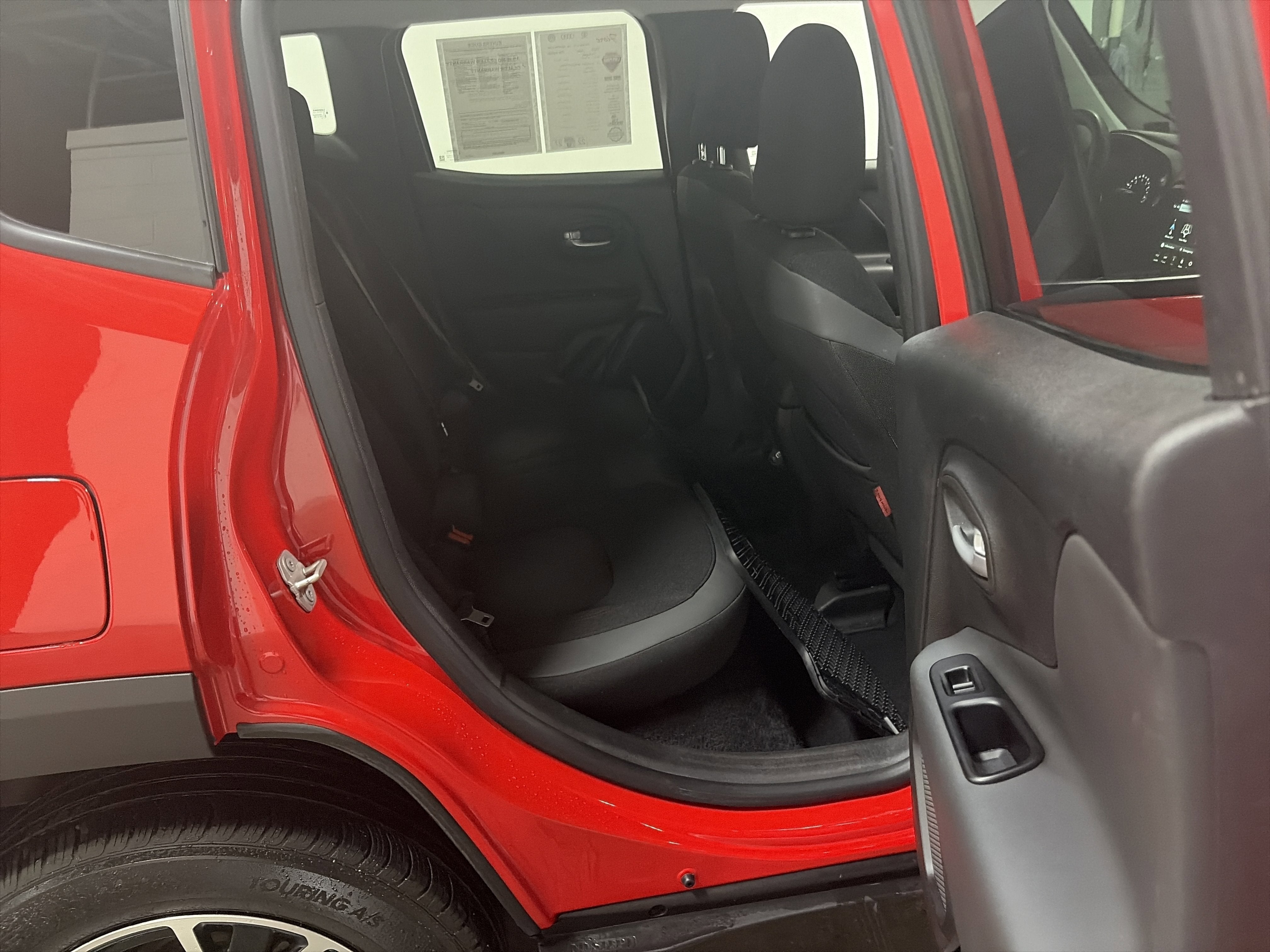 2023 Jeep Renegade Trailhawk