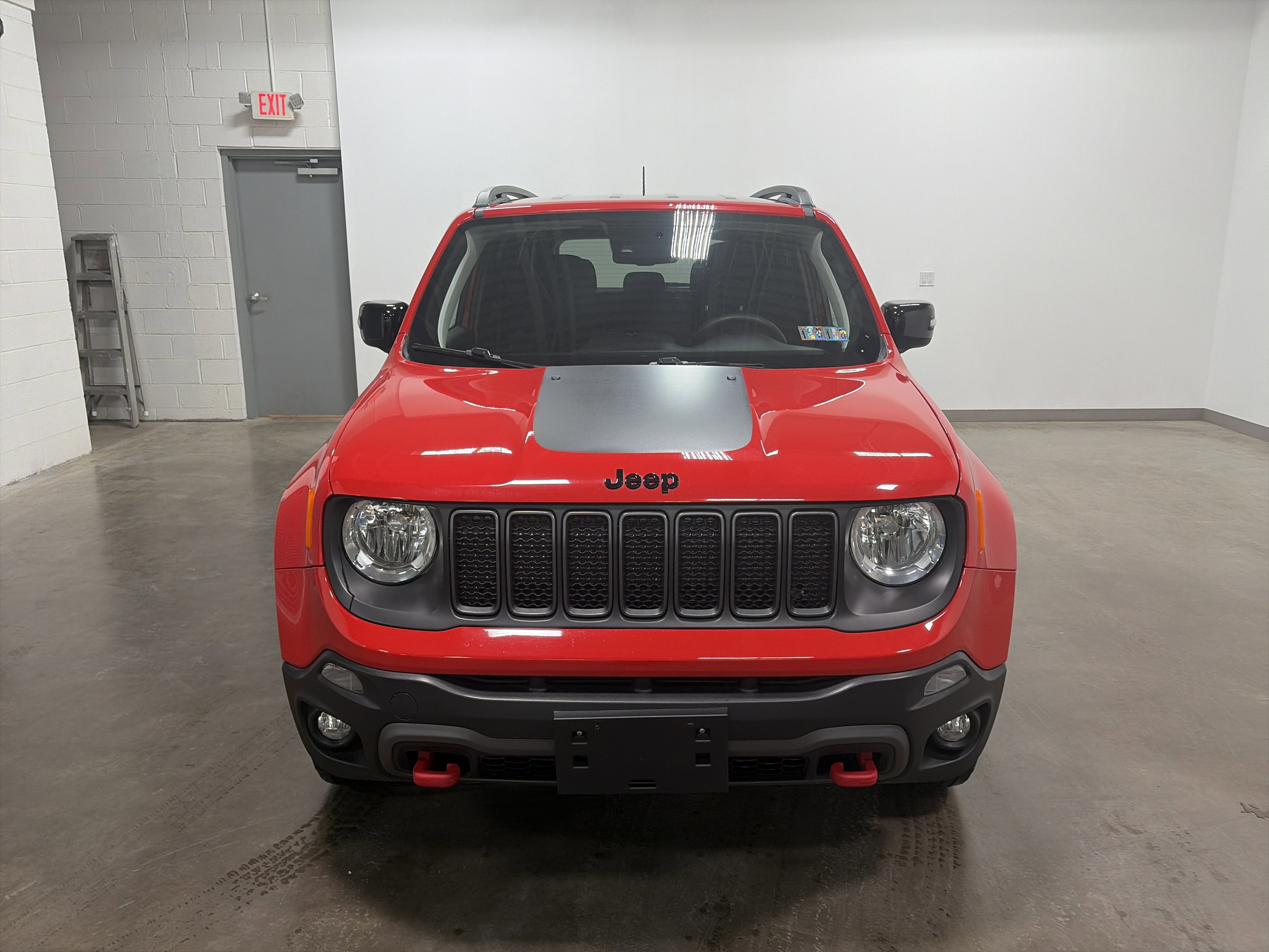 2023 Jeep Renegade Trailhawk